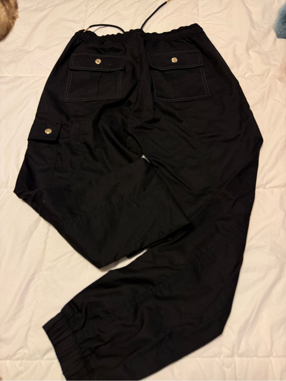 Janu Woman Black Cargo Jogger Pants - Drawstring Waist scrubs